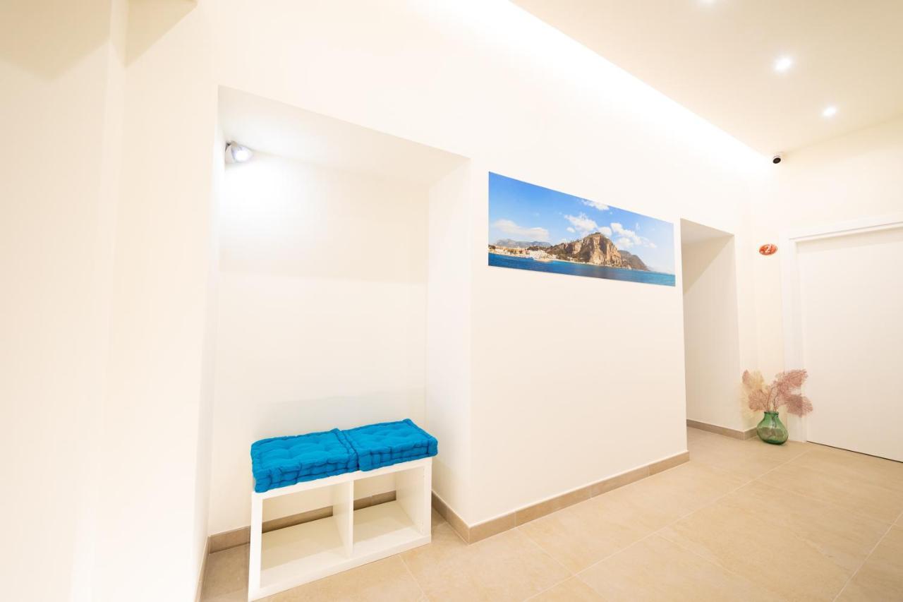Numisia Guest House 泰拉奇纳 外观 照片